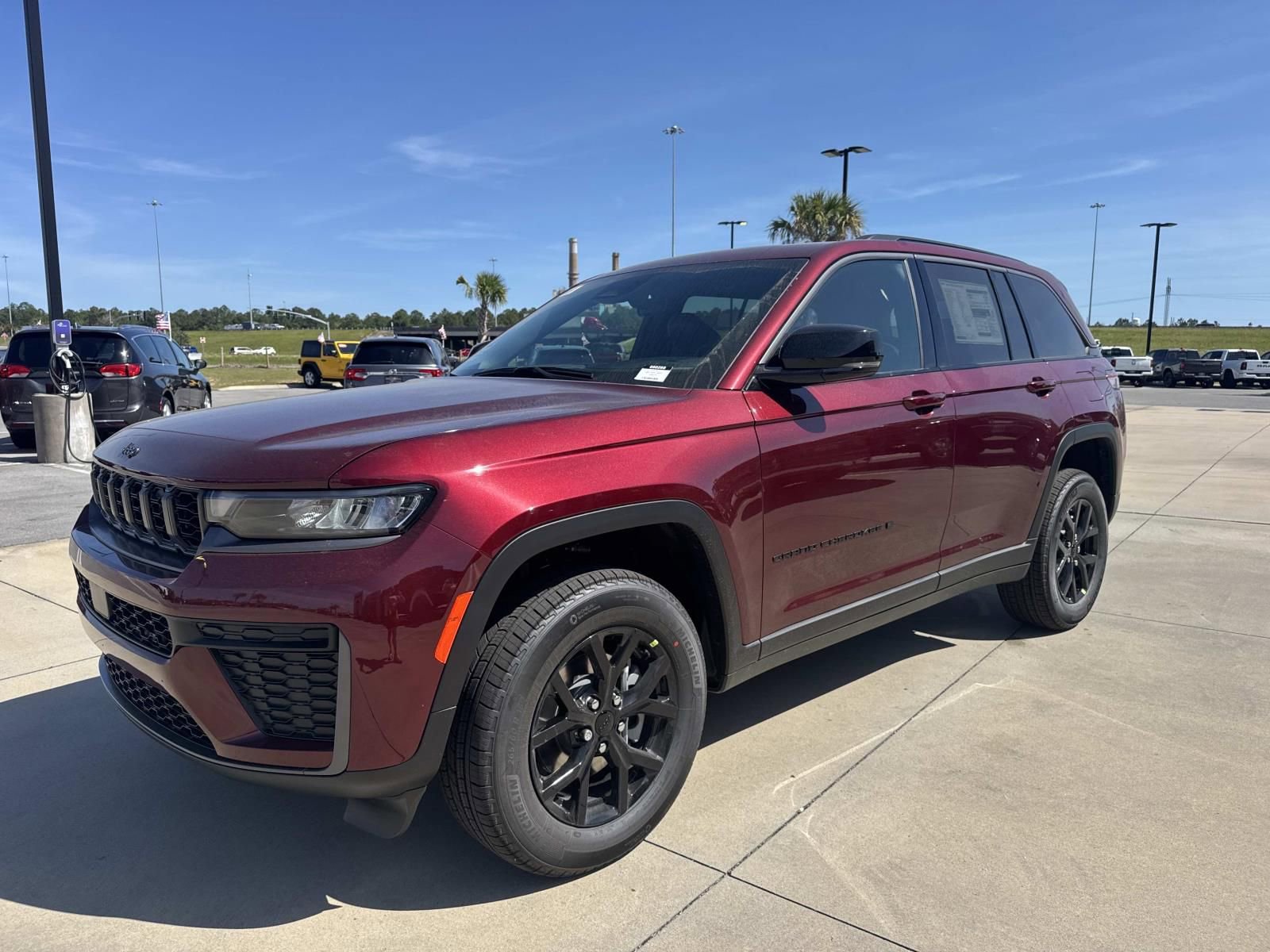 New 2026 Jeep Grand Cherokee Altitude image 3