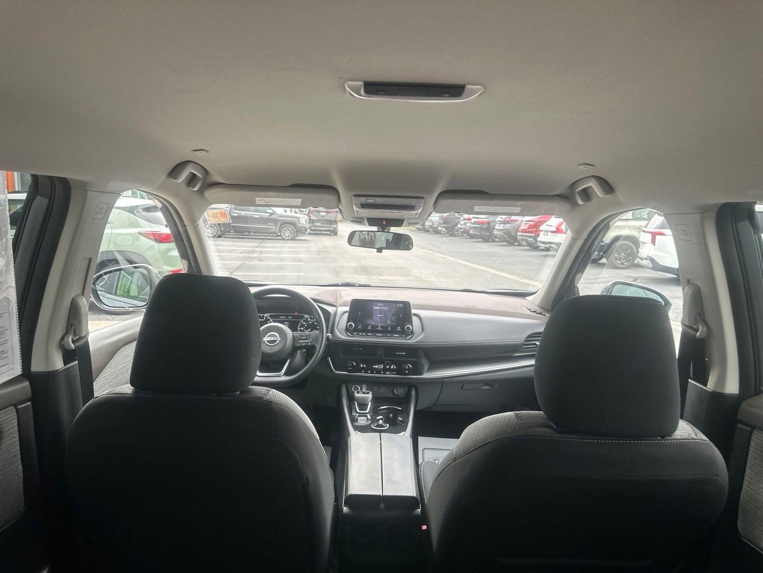 Used 2023 Nissan Rogue SV AWD/4WD image 16