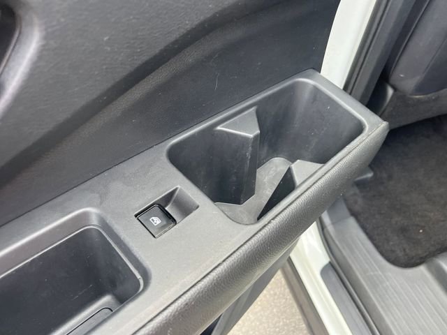 Used 2022 Nissan Pathfinder SV image 25