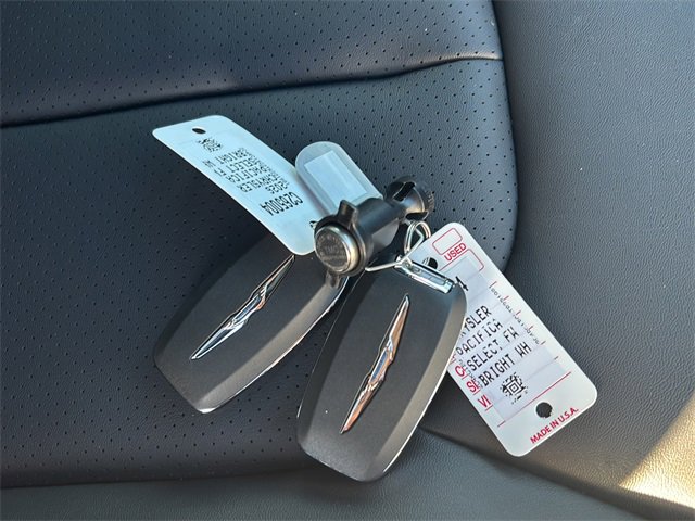 New 2026 Chrysler Pacifica Select image 41