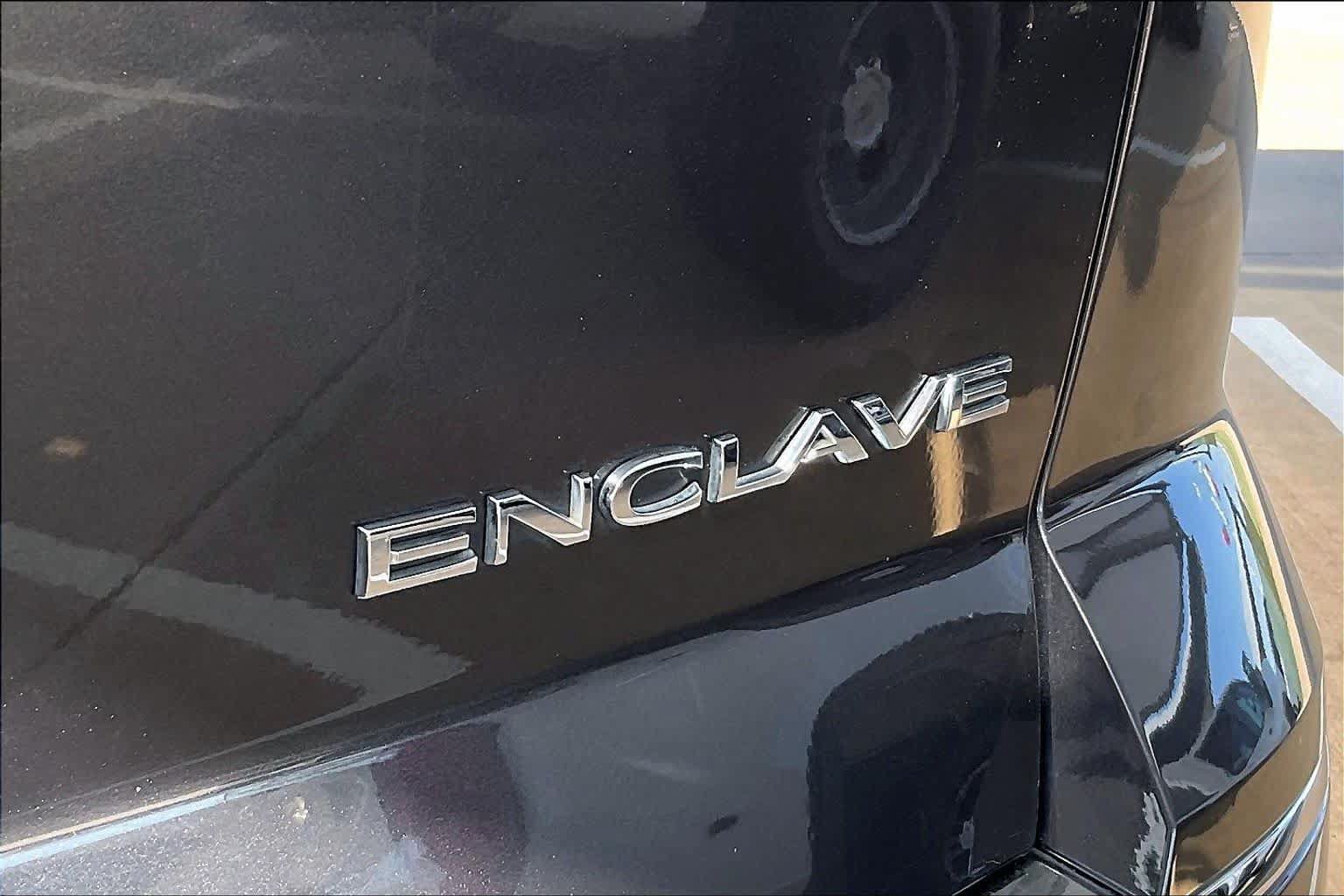 Used 2015 Buick Enclave Leather w/ Trailering Package FWD image 9