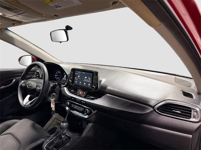 Used 2018 Hyundai Elantra GT image 28