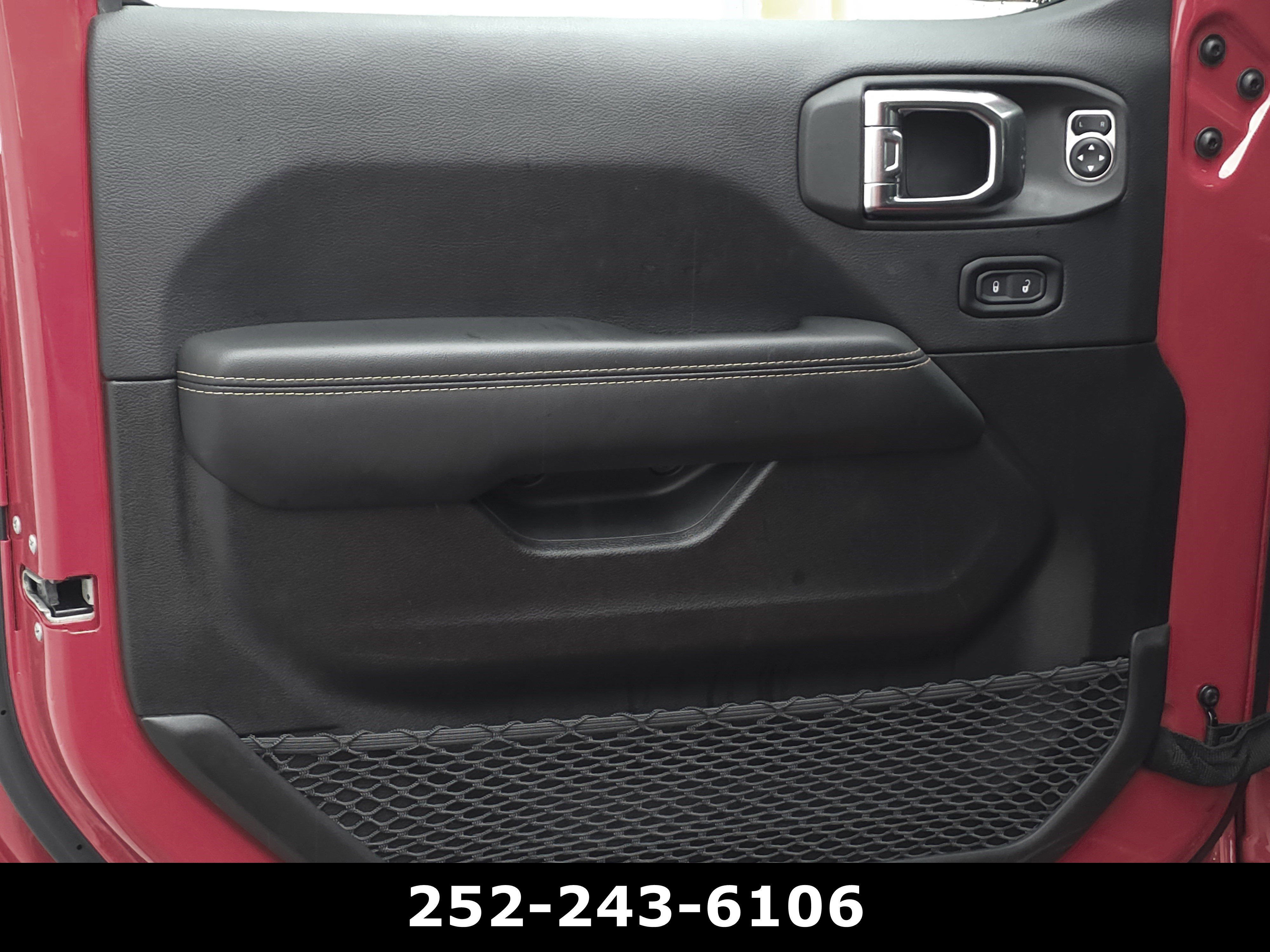 Used 2025 Jeep Wrangler Sahara w/ Safety Group image 30
