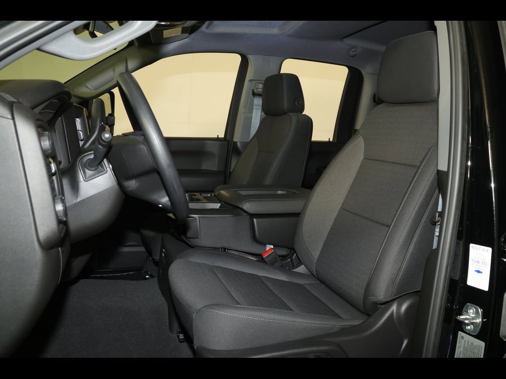 Used 2025 Chevrolet Silverado 2500 Custom w/ Custom Value Package image 22