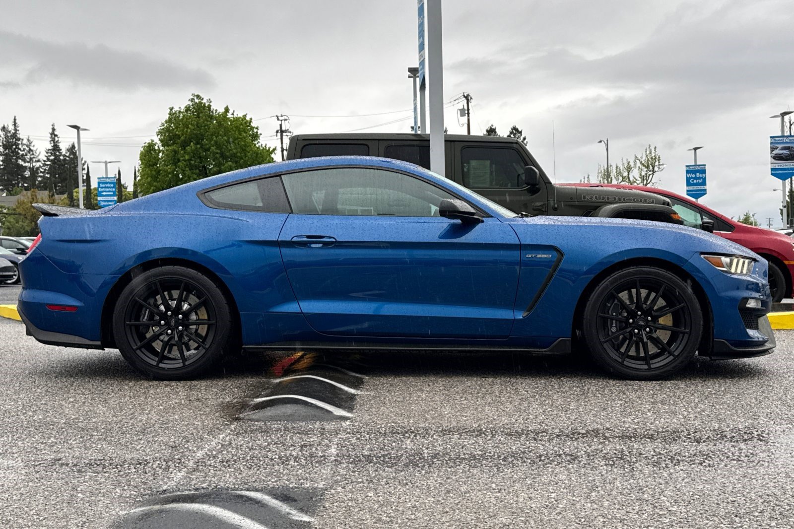 Used 2017 Ford Mustang Shelby GT350 image 7