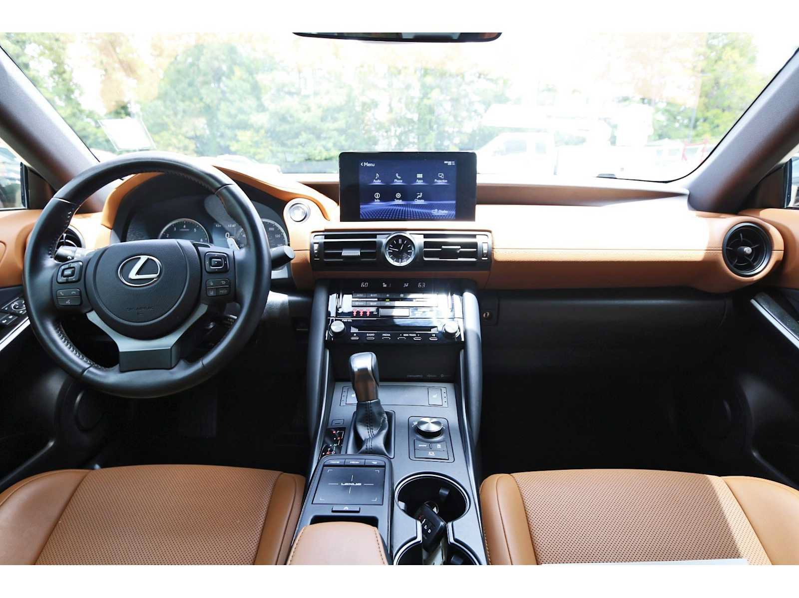 Used 2024 Lexus IS 350 F Sport RWD image 7