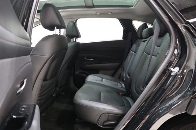Certified 2025 Hyundai Tucson Limited AWD/4WD image 29