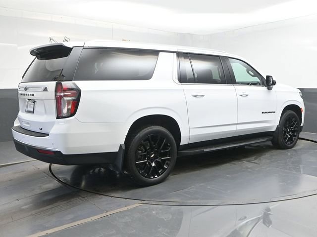 Used 2023 Chevrolet Suburban LT w/ Luxury Package image 53