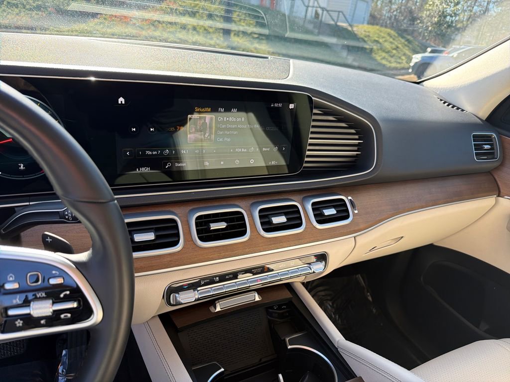 Used 2021 Mercedes-Benz GLE 350 w/ AMG Line Exterior image 29