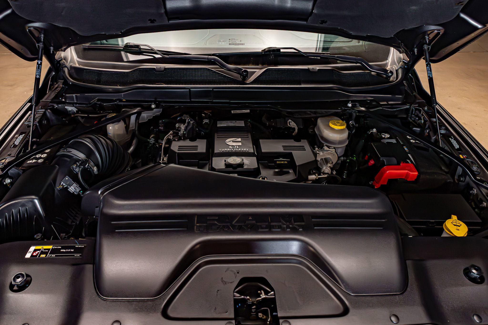 Used 2024 RAM 2500 Limited AWD/4WD image 31