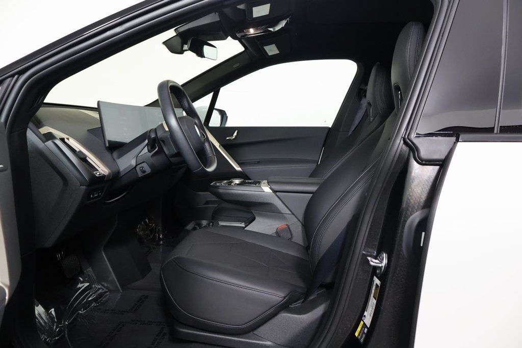 Certified 2025 BMW iX xDrive50 w/ Convenience Package AWD/4WD image 10