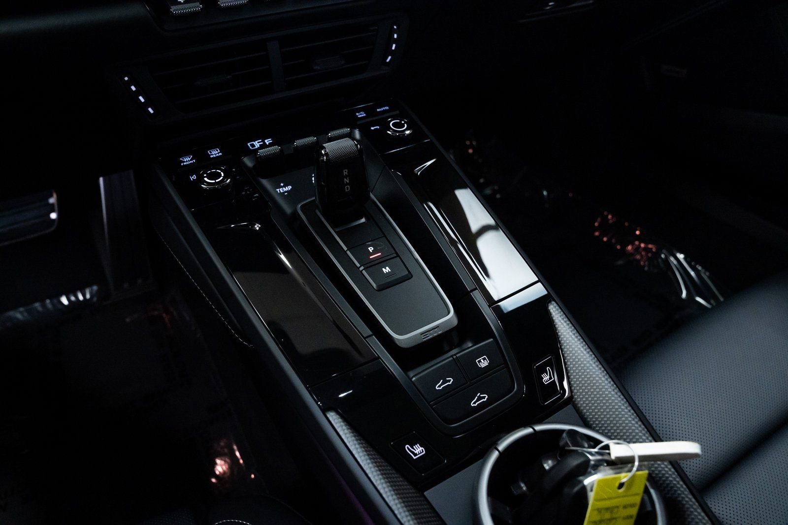 Used 2025 Porsche 911 Carrera 4 GTS image 19