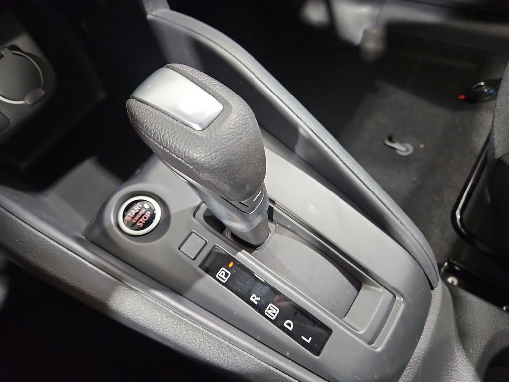 New 2025 Nissan Kicks Play S image 23