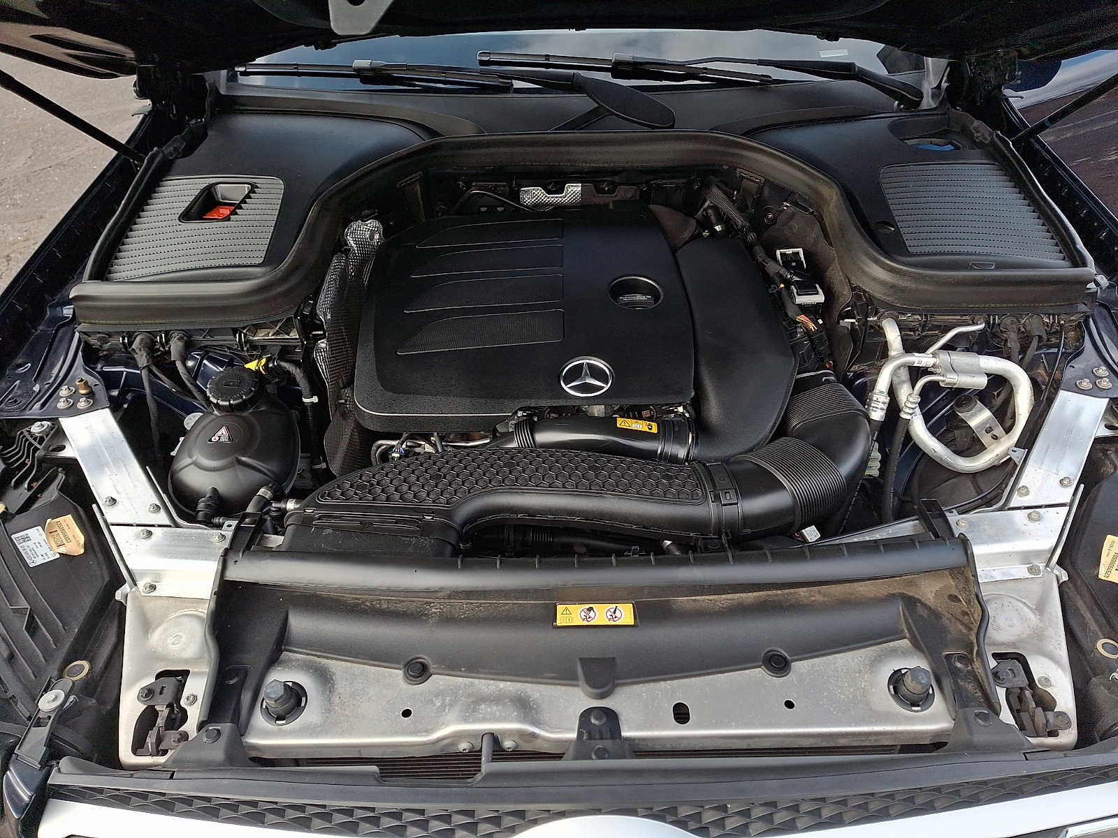 Certified 2022 Mercedes-Benz GLC 300 4MATIC image 26