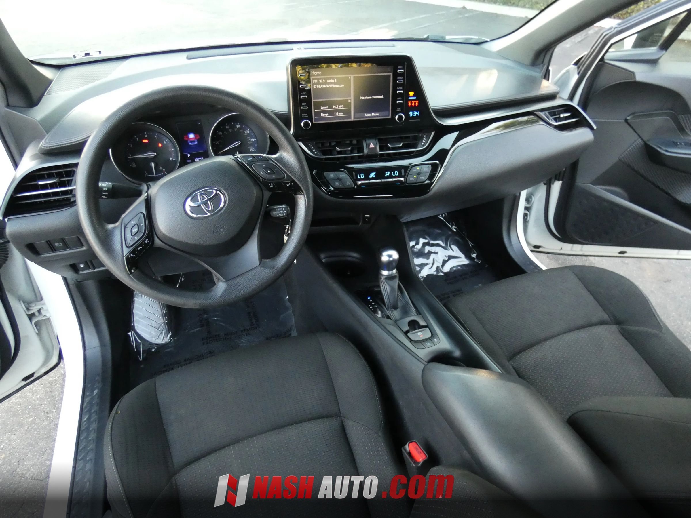 Used 2019 Toyota C-HR LE FWD image 18