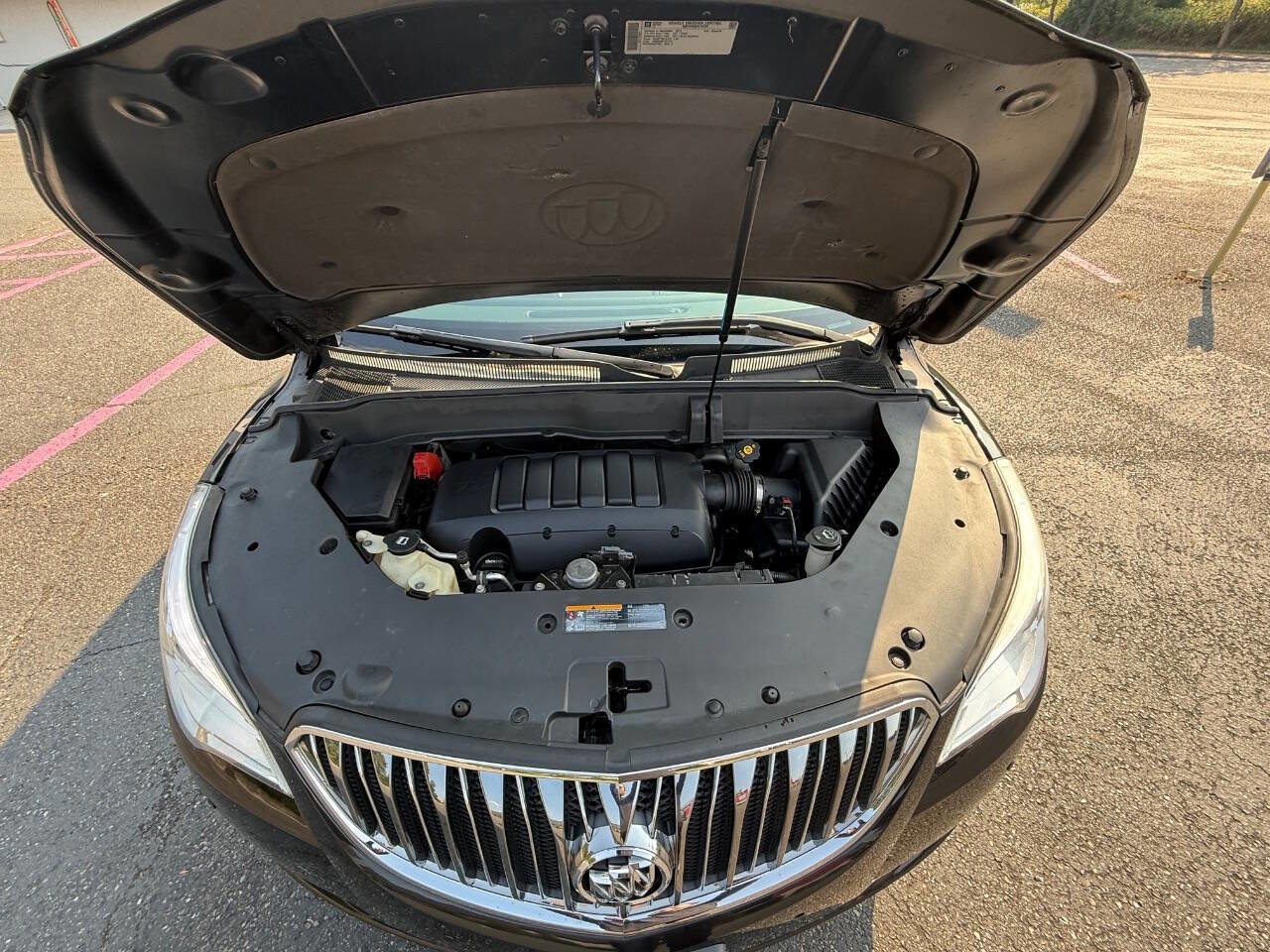 Used 2013 Buick Enclave Leather image 4