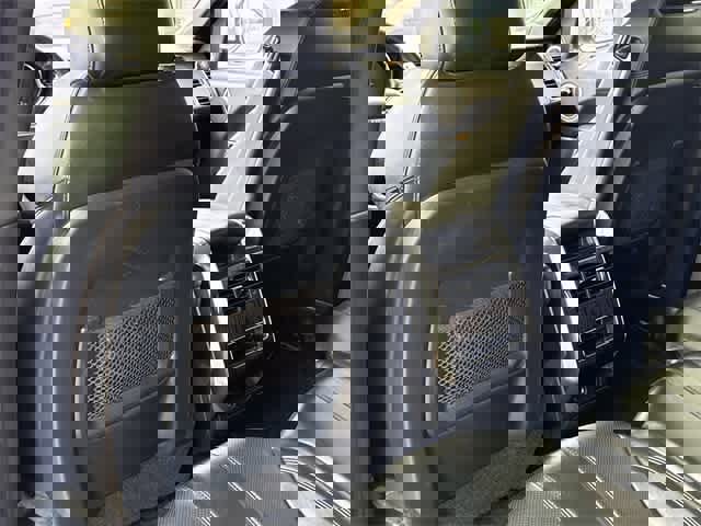 Used 2017 Land Rover Range Rover Sport SE image 14