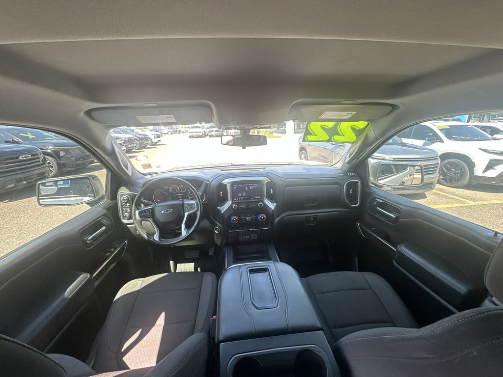 Used 2022 Chevrolet Silverado 1500 LT Trail Boss w/ Bed Protection Package AWD/4WD image 26