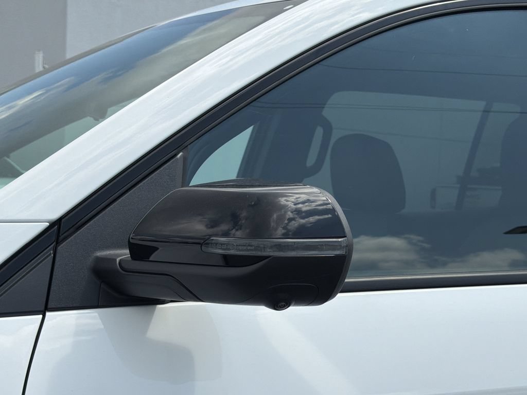 New 2026 Chevrolet Traverse LT w/ Midnight/Sport Edition FWD image 26
