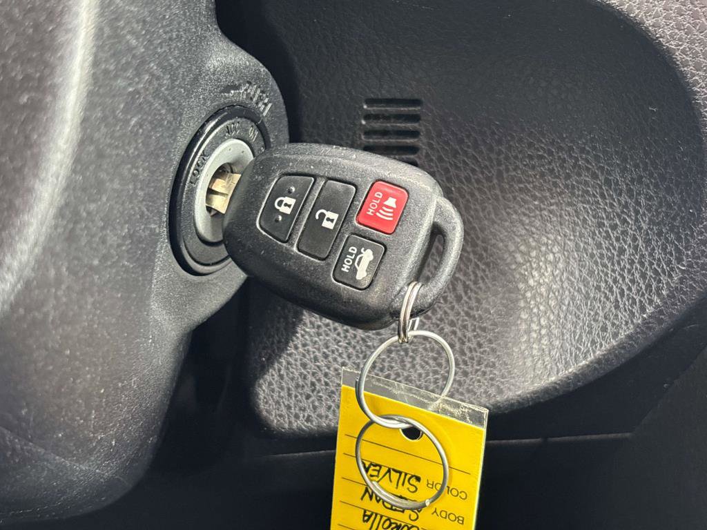 Used 2015 Toyota Corolla S Plus image 21