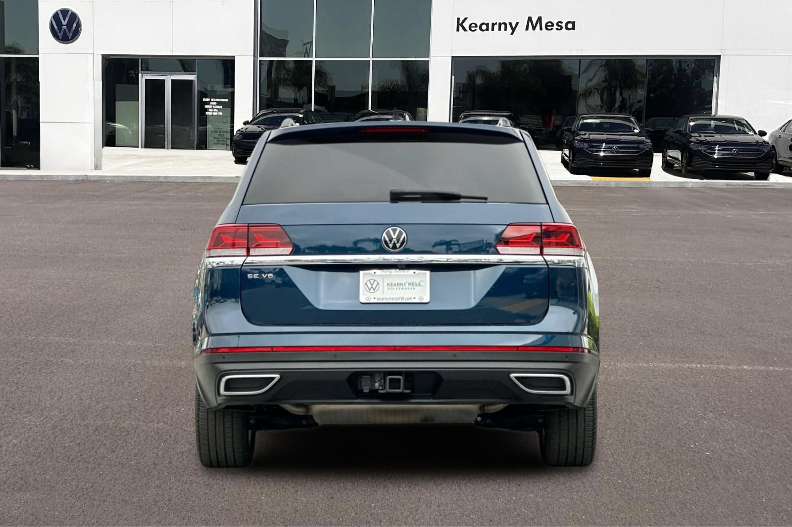 Used 2023 Volkswagen Atlas SE w/ Panoramic Sunroof Package FWD image 5