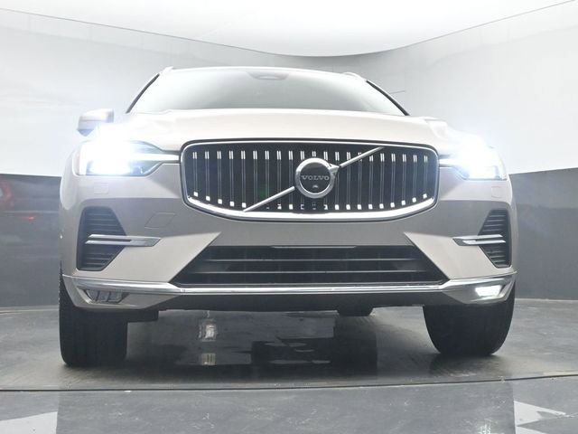 Used 2023 Volvo XC60 B5 Plus w/ Protection Package Premier image 37