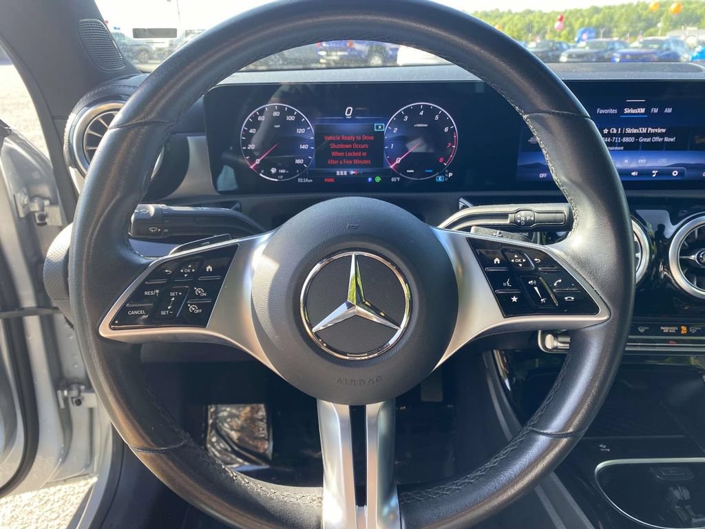 Used 2025 Mercedes-Benz CLA 250 image 19