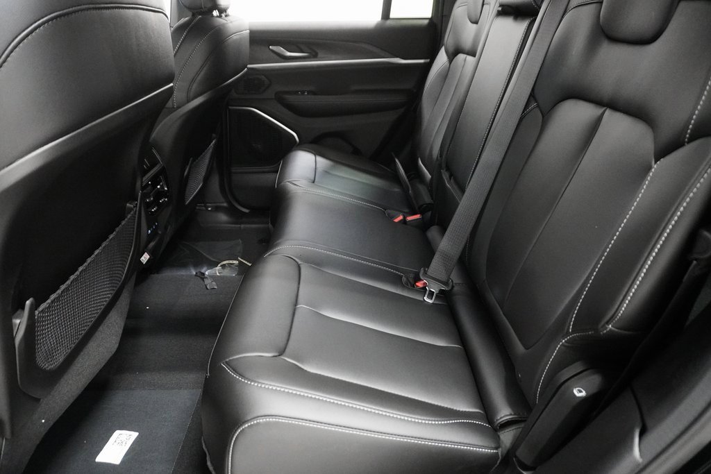 New 2026 Jeep Grand Cherokee Limited image 16