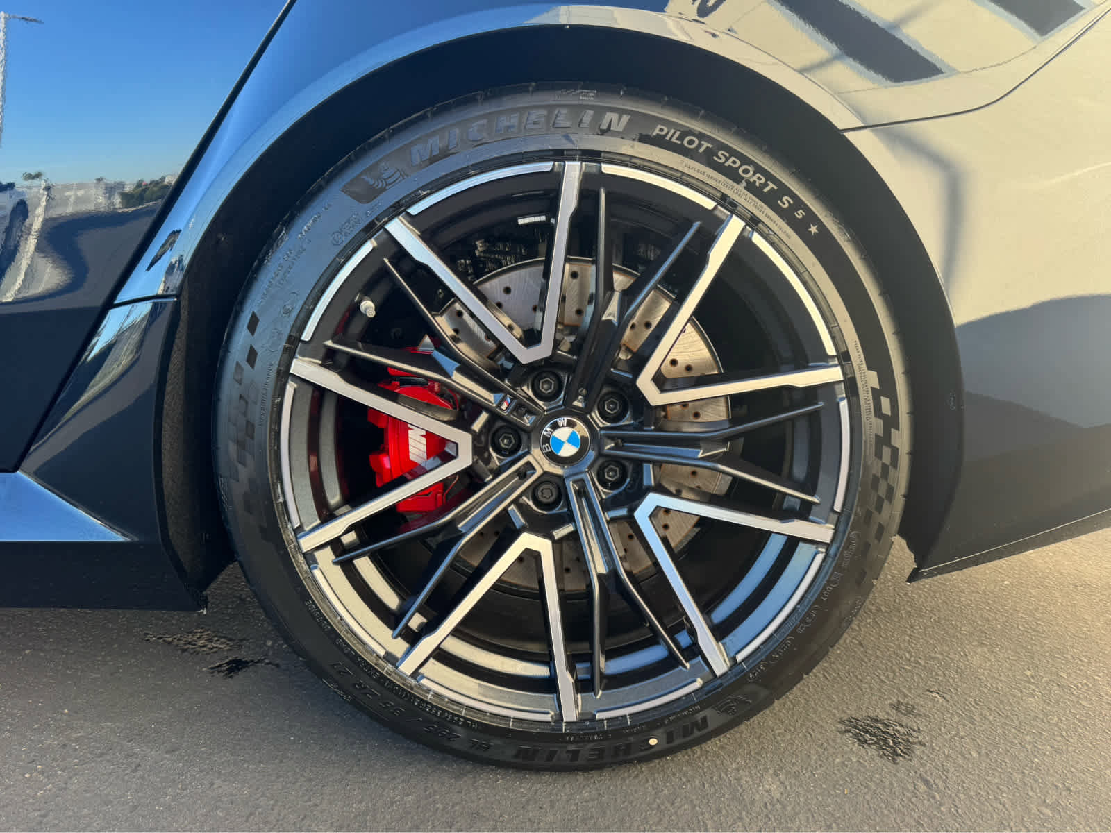 New 2026 BMW M5 w/ Executive Package image 11