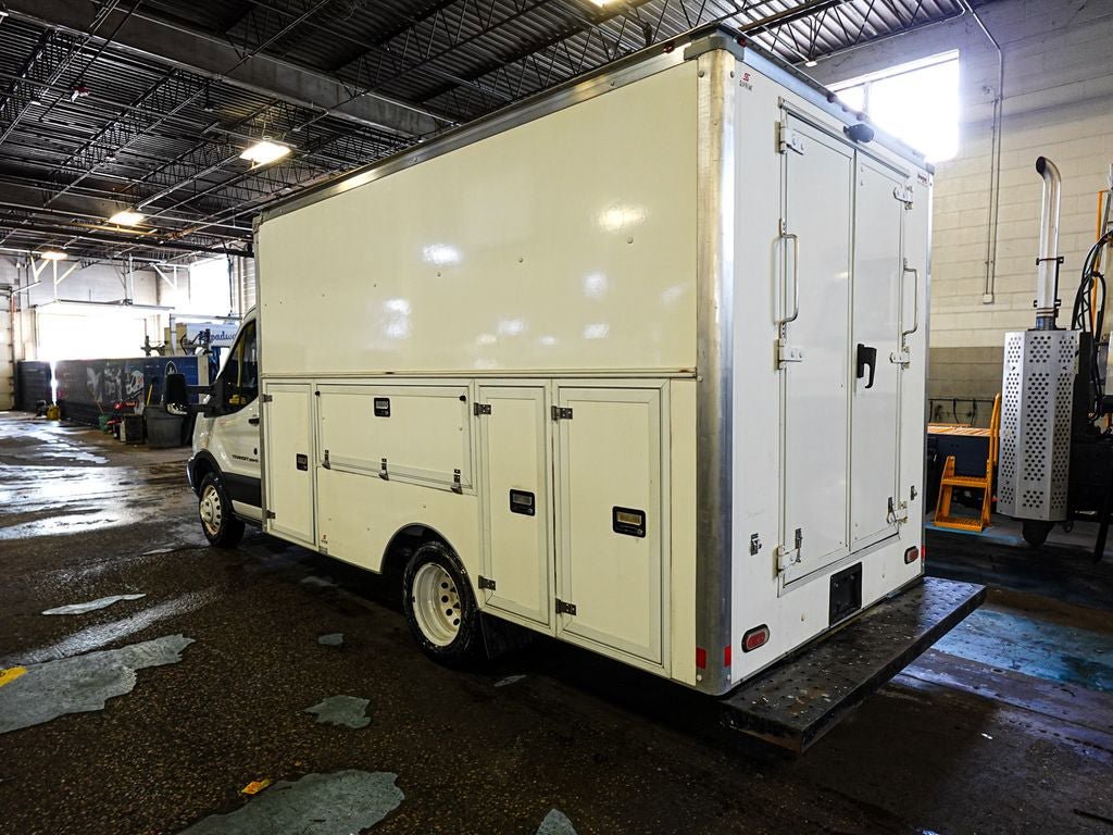 Used 2019 Ford Transit 350 138 DRW w/ Exterior Upgrade Package RWD image 4