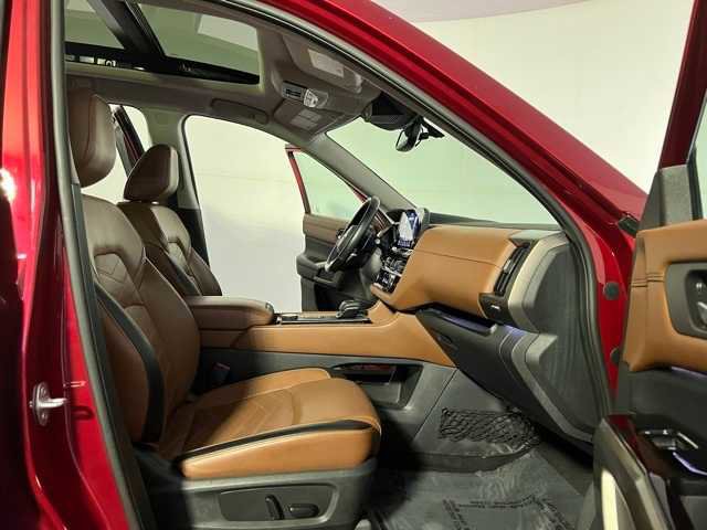 Certified 2022 Nissan Pathfinder Platinum w/ Cargo Package image 30