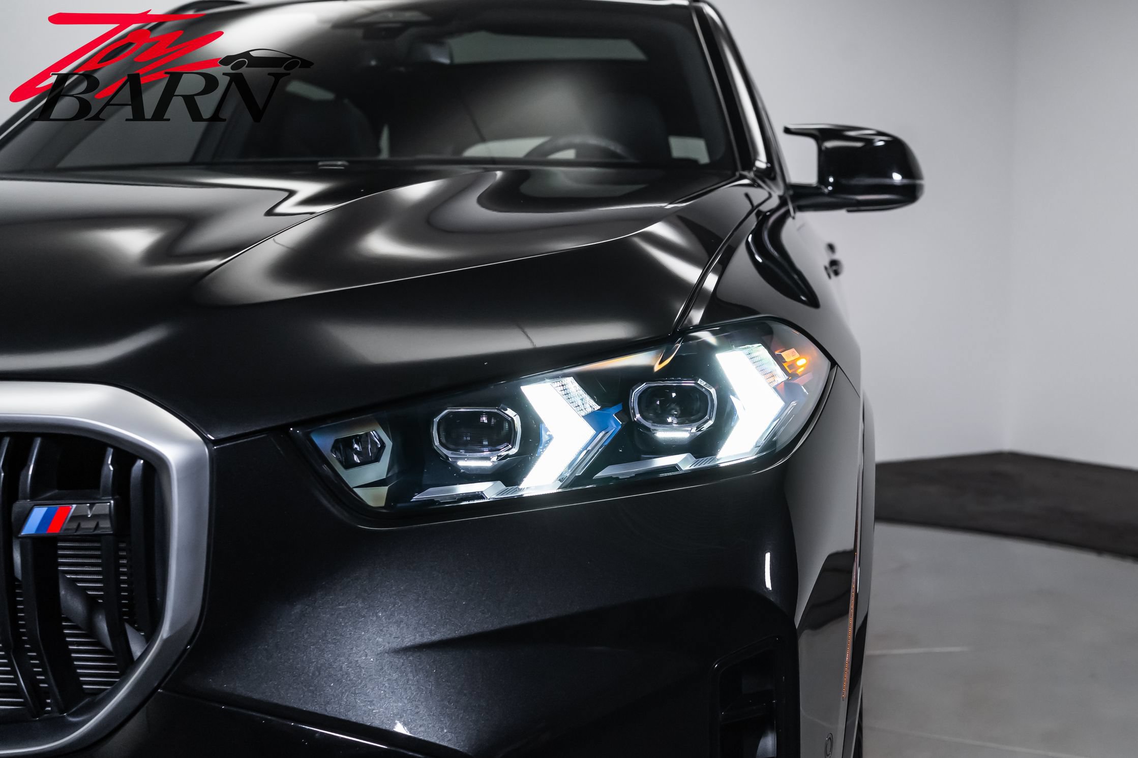 Used 2024 BMW X5 M60i w/ Climate Comfort Package AWD/4WD image 11