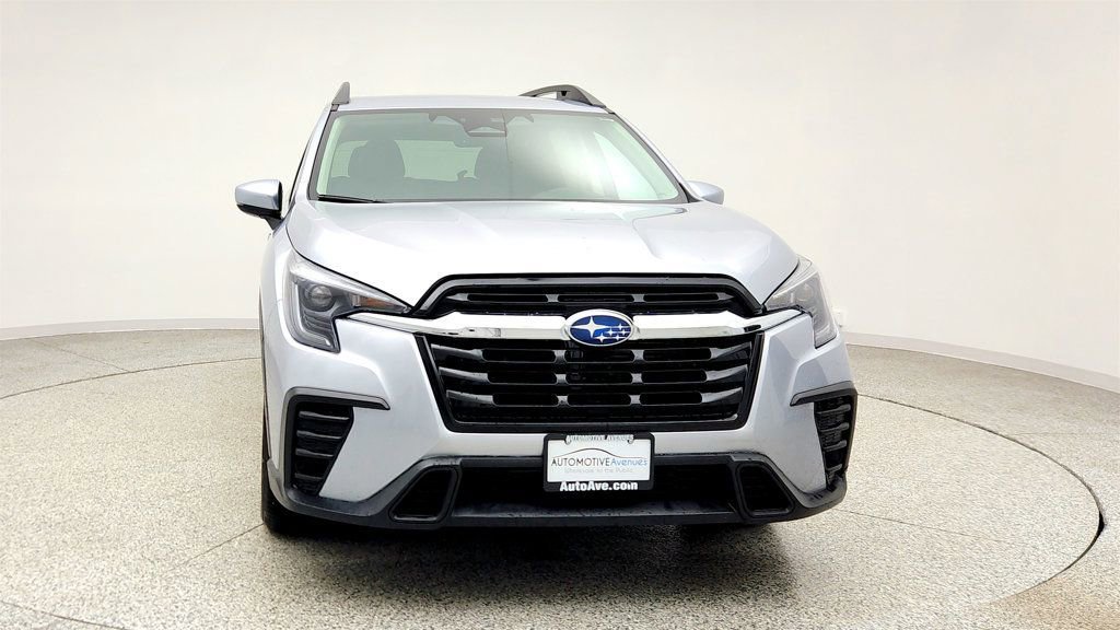 Used 2024 Subaru Ascent Premium w/ Convenience Package AWD/4WD image 2