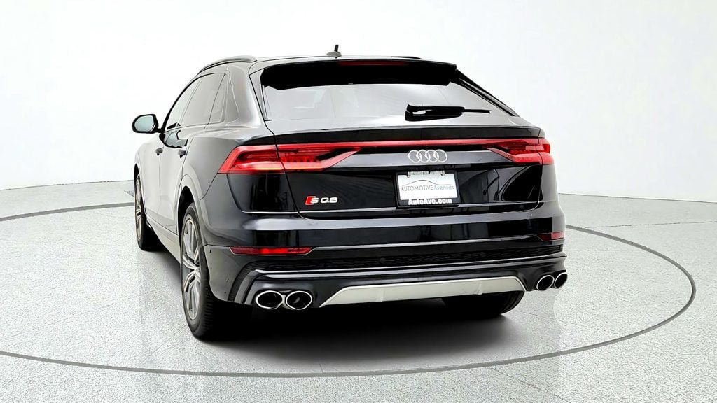 Used 2023 Audi SQ8 Prestige AWD/4WD image 6