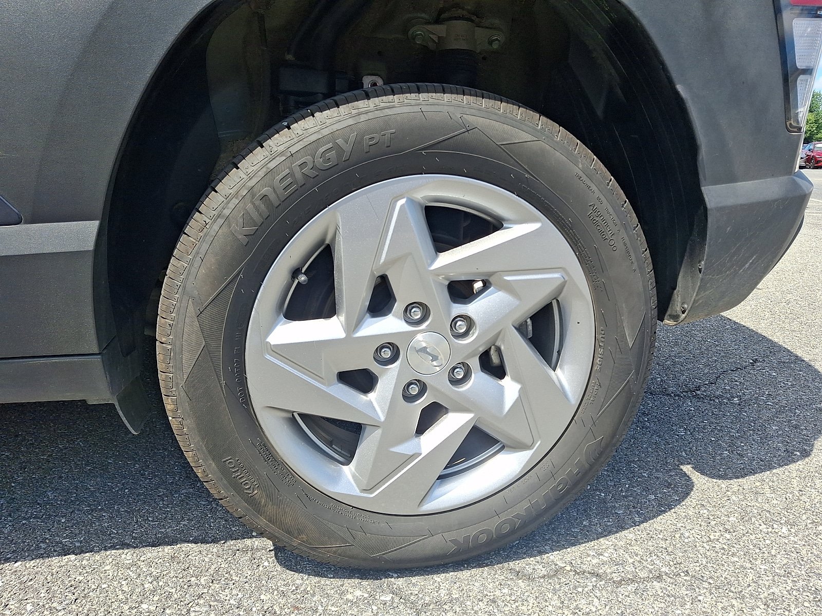 Certified 2025 Hyundai Kona SE AWD/4WD image 9
