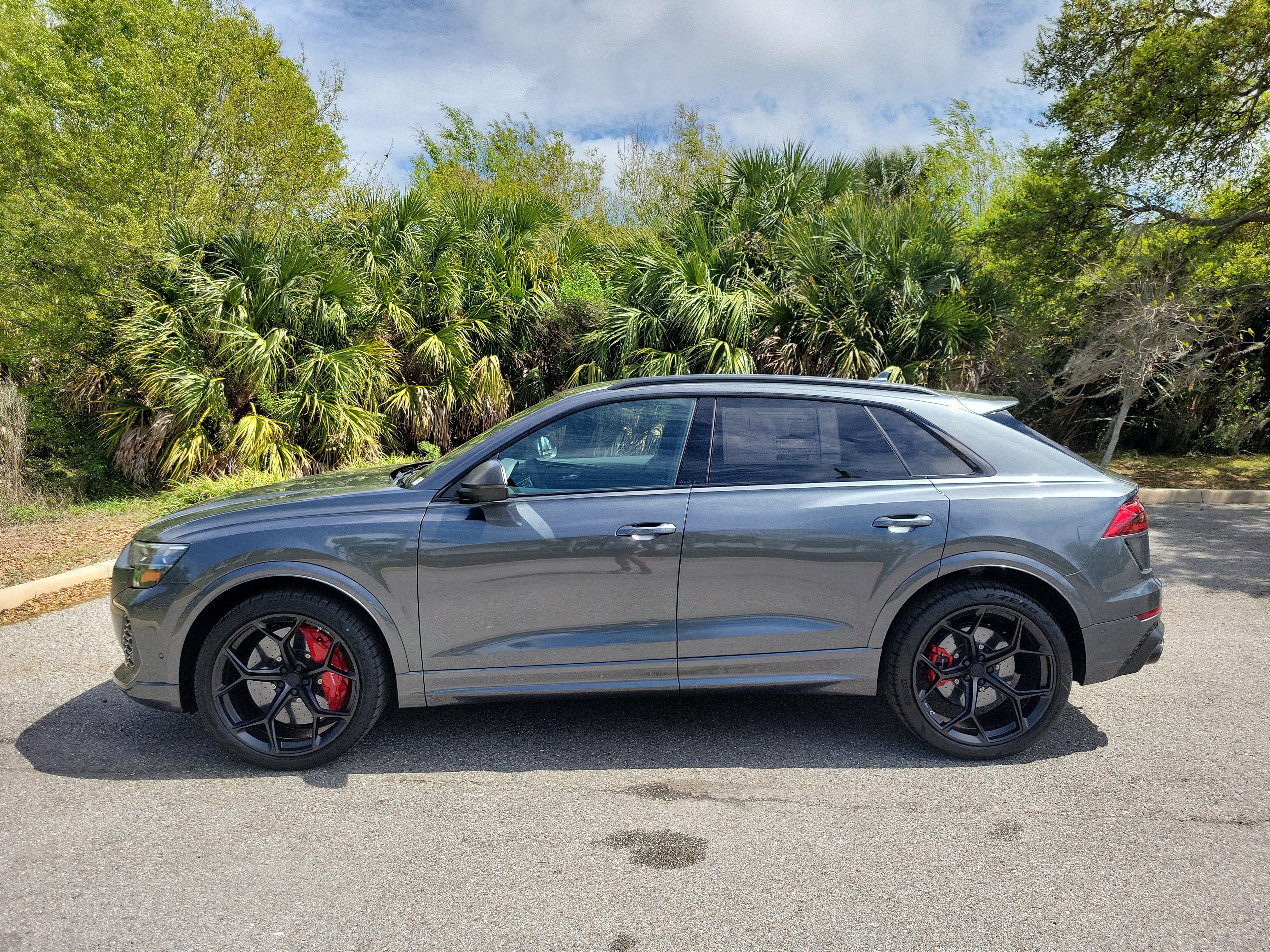 New 2026 Audi RS Q8 performance image 6