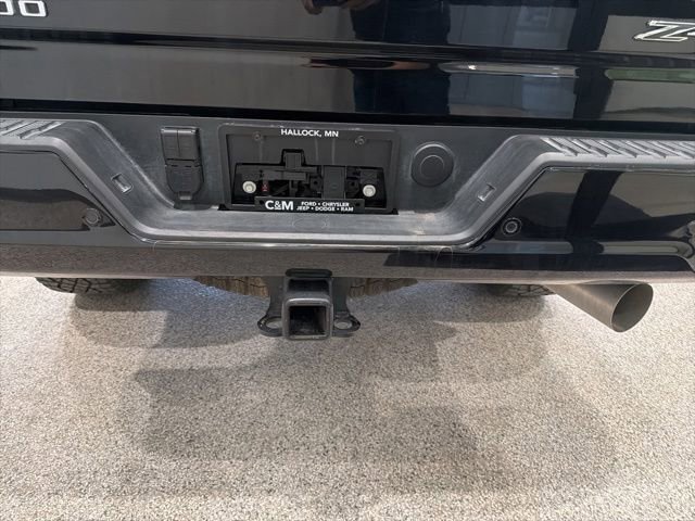 Used 2025 Chevrolet Silverado 2500 ZR2 w/ Technology Package AWD/4WD image 10