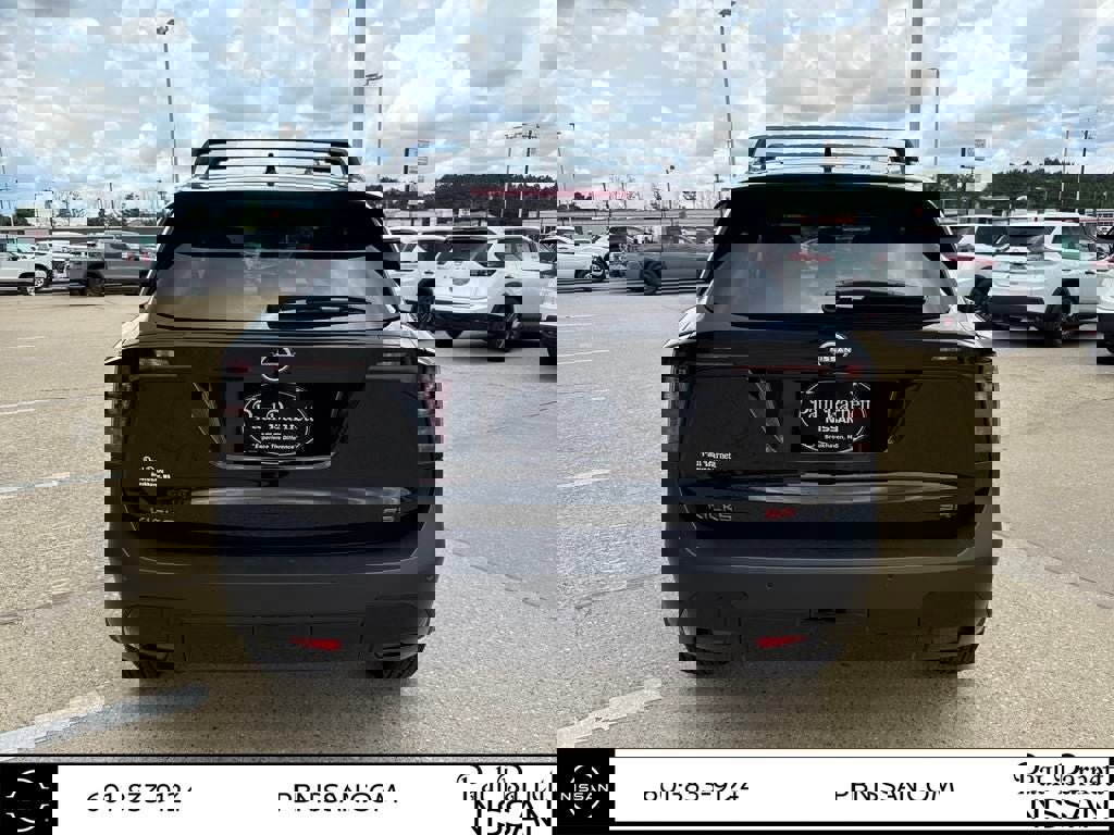 New 2025 Nissan Kicks SR image 10