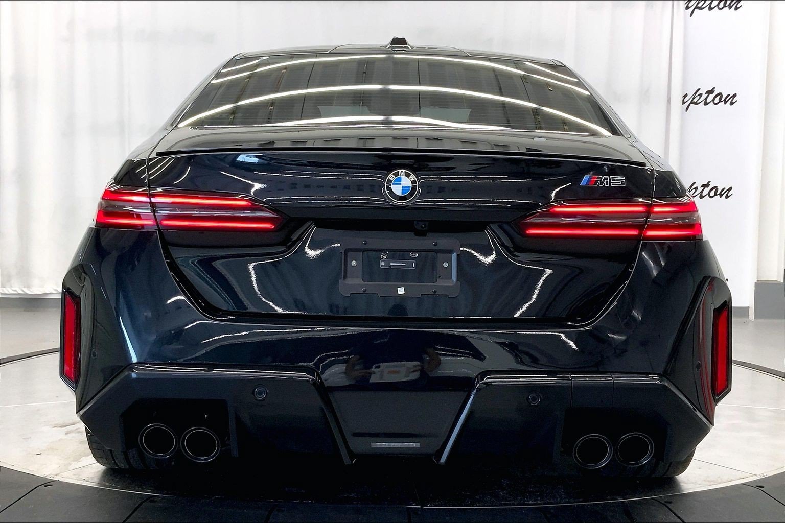 Used 2025 BMW M5 w/ Executive Package AWD/4WD image 6