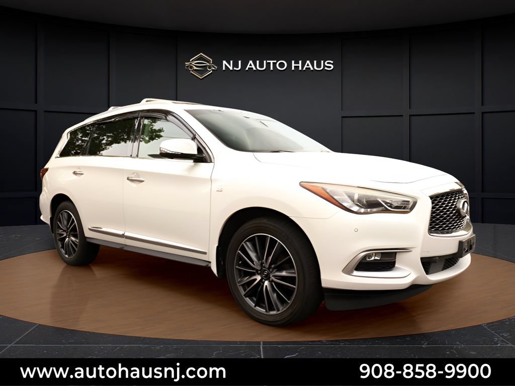 Used 2016 INFINITI QX60 Luxe w/ Deluxe Technology Package