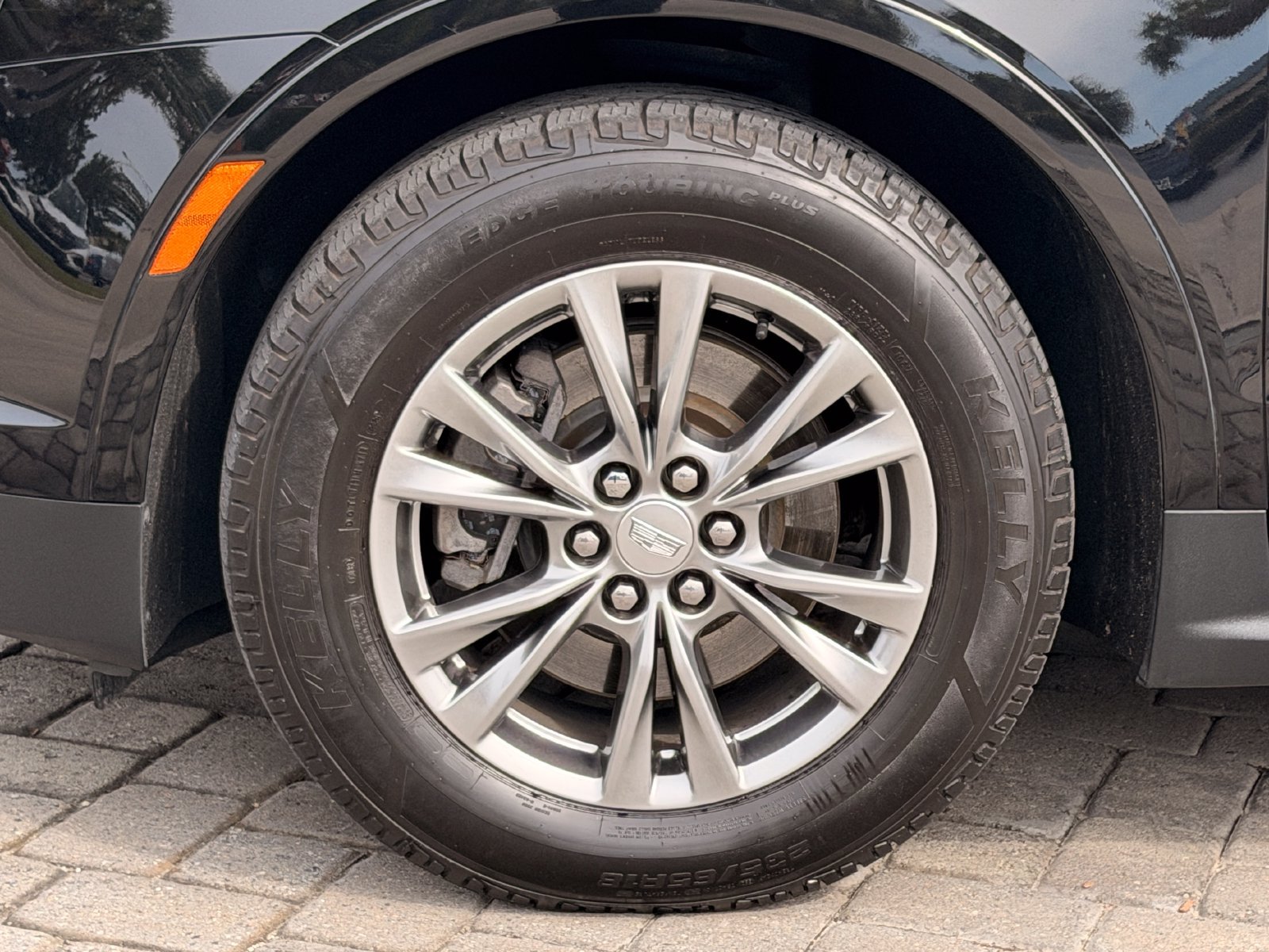 Used 2020 Cadillac XT5 Premium Luxury AWD/4WD image 13