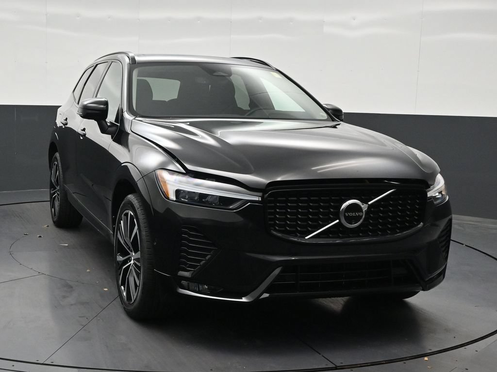 Used 2024 Volvo XC60 B5 Plus w/ Protection Package Premier AWD/4WD image 8