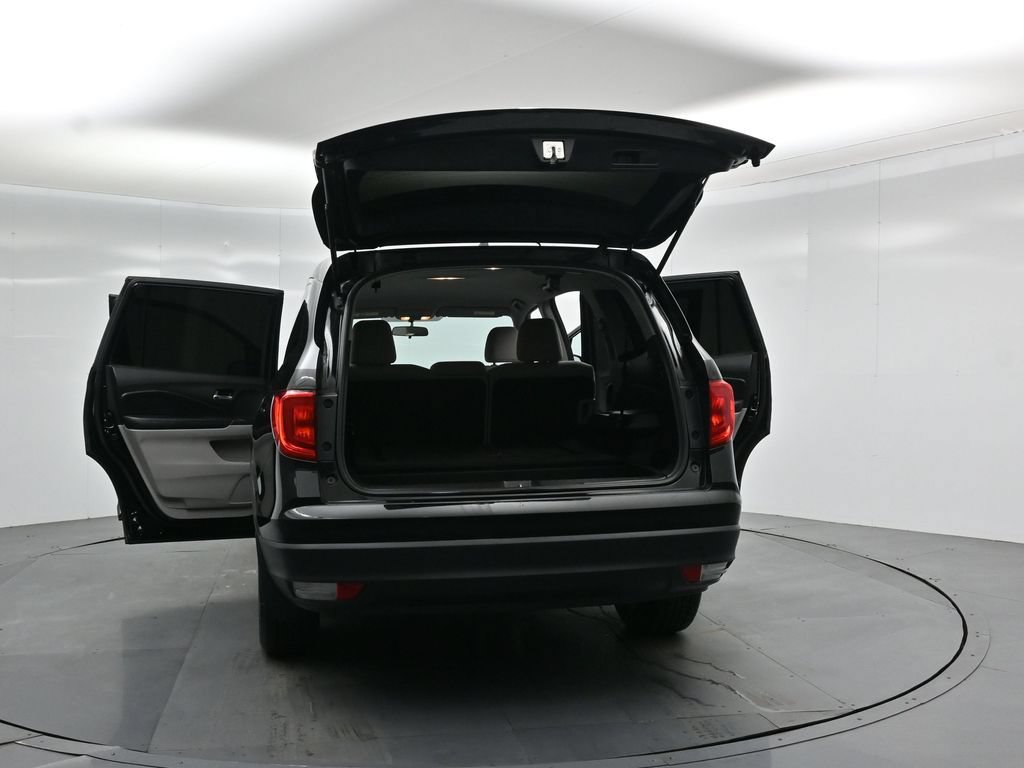 Used 2017 Honda Pilot EX image 29