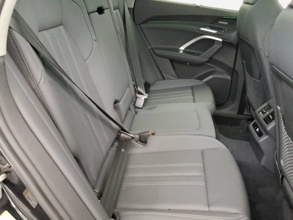 Used 2025 Audi Q5 Premium Plus w/ Premium Plus AWD/4WD image 15
