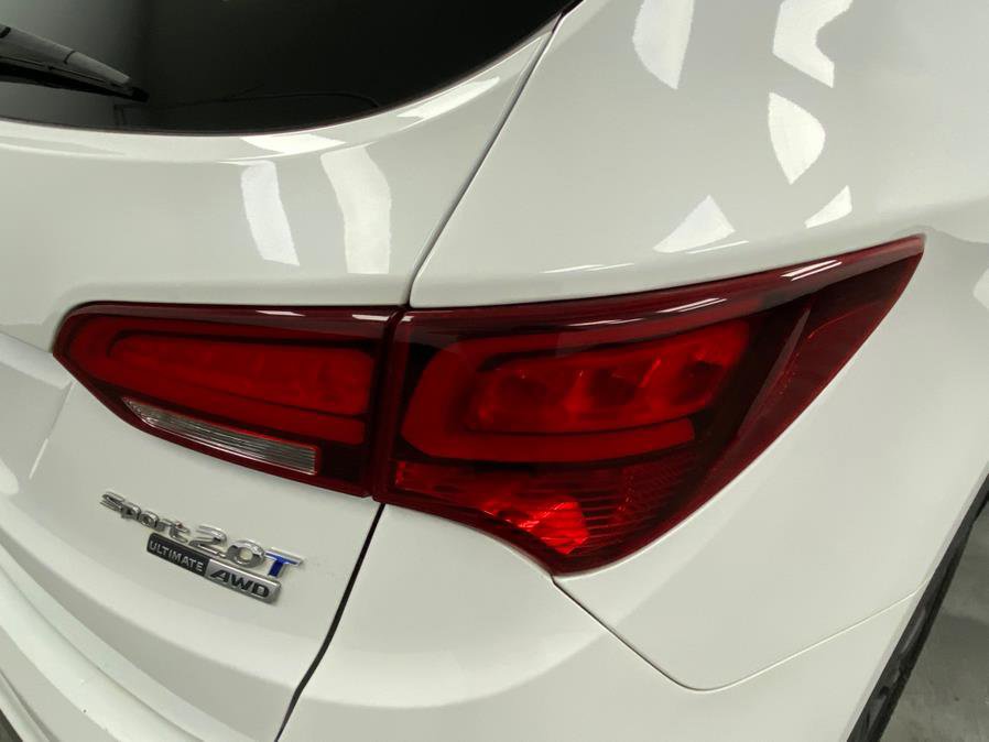 Used 2017 Hyundai Santa Fe Sport w/ 2.0T Ultimate Tech Package 05 AWD/4WD image 14
