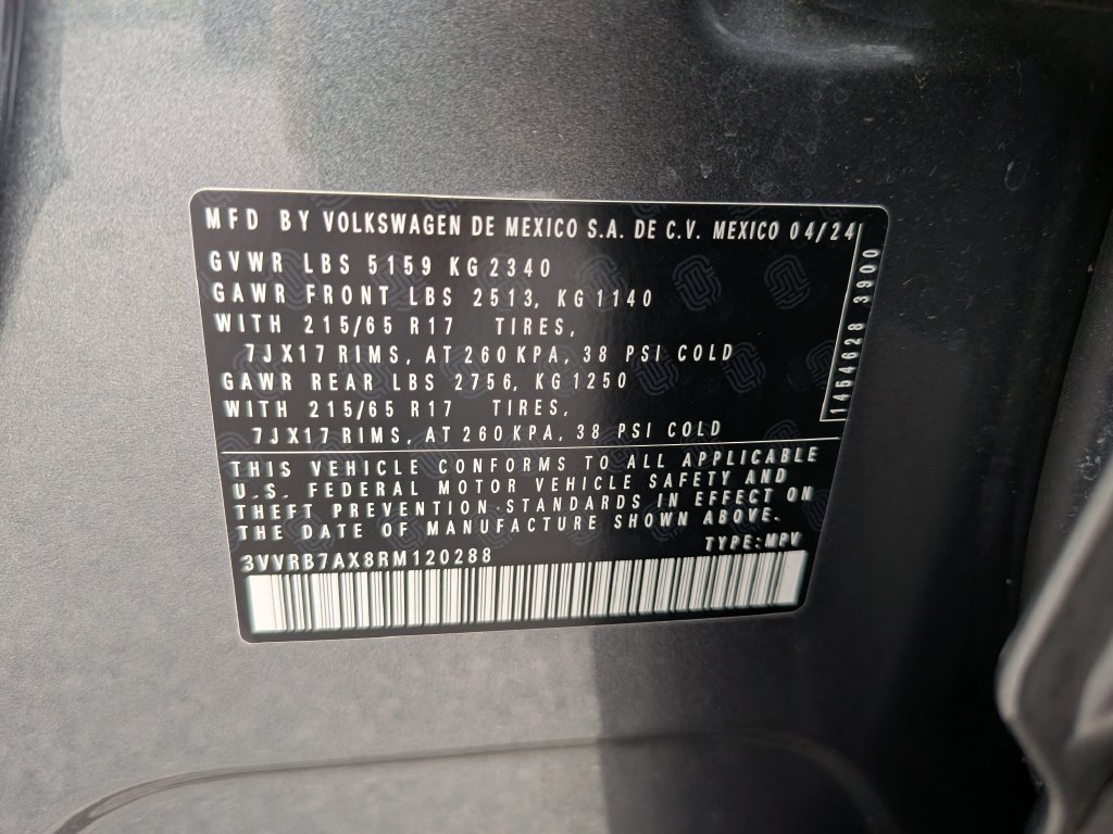Certified 2024 Volkswagen Tiguan S FWD image 33