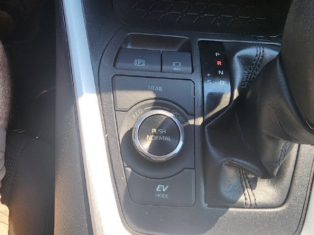 Used 2023 Toyota RAV4 XLE w/ Convenience Package AWD/4WD image 31