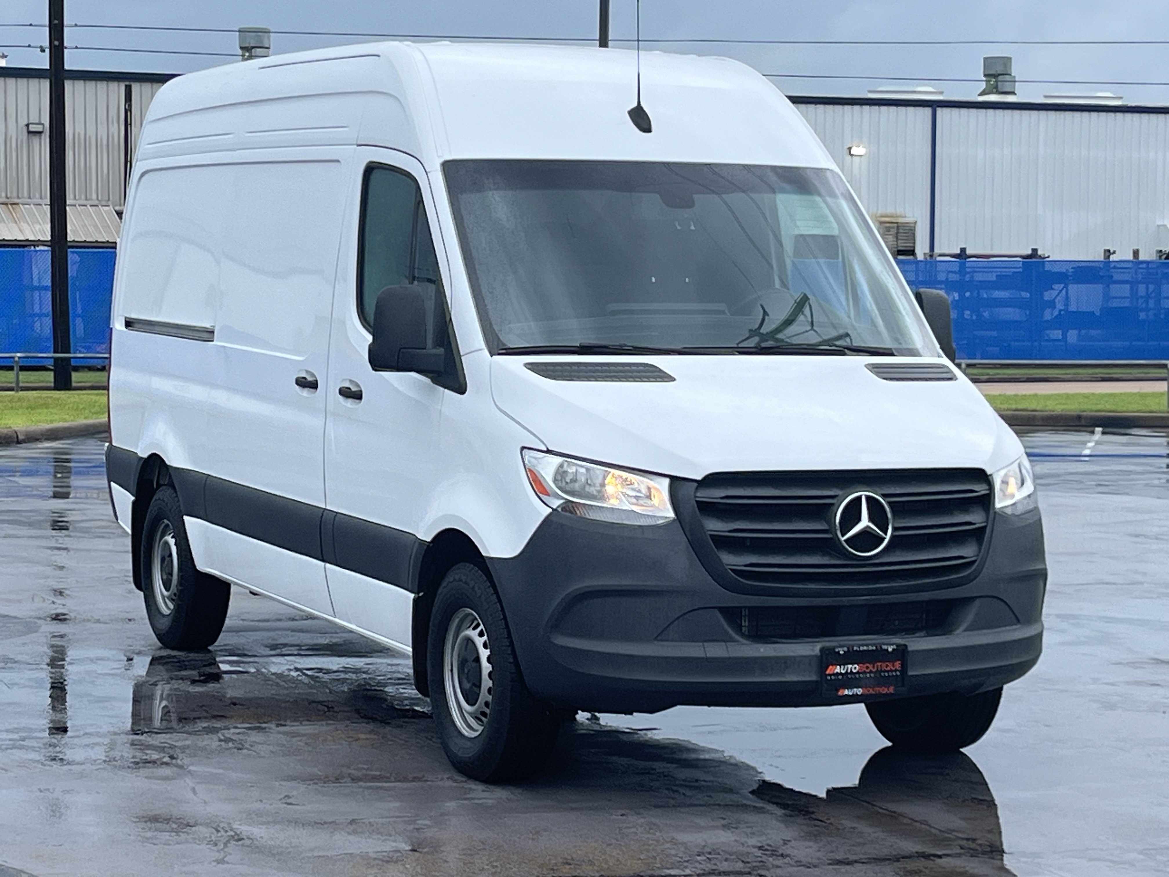 Used 2024 Mercedes-Benz Sprinter 2500 image 5