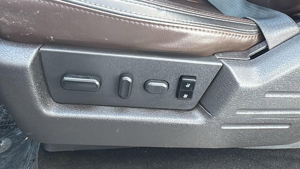 Used 2012 Ford F150 Platinum AWD/4WD image 22