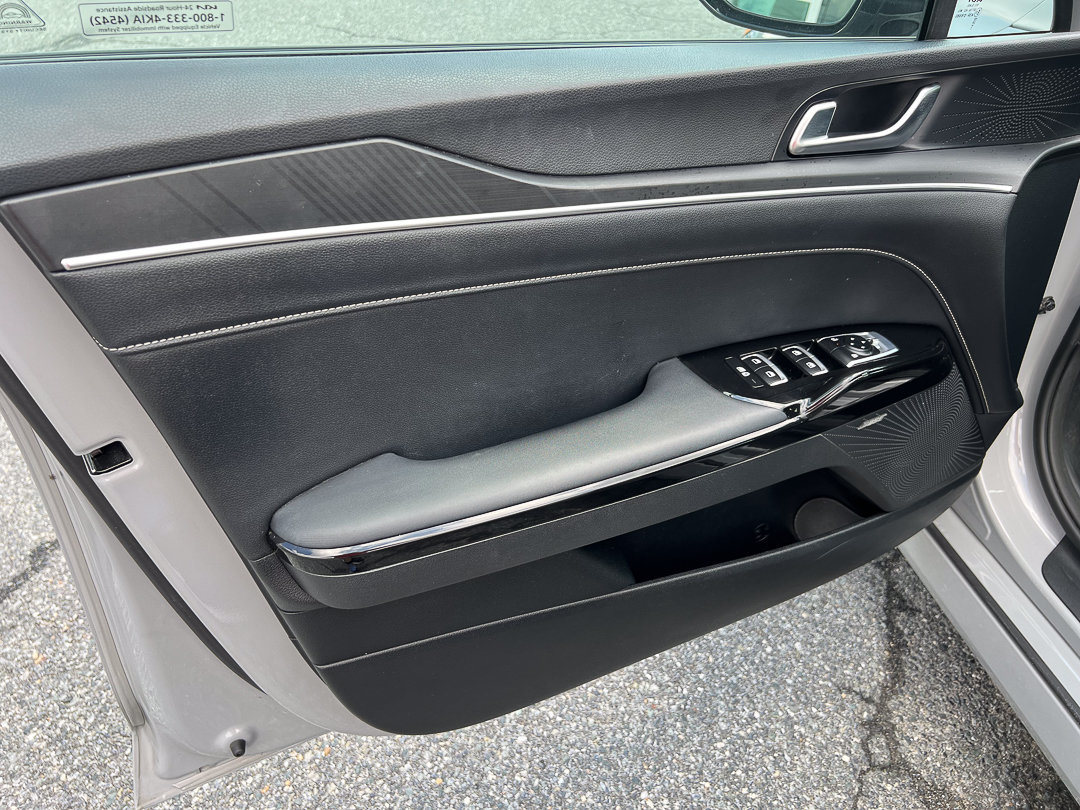 Used 2025 Kia K5 GT-Line w/ GT-Line Premium Package FWD image 12